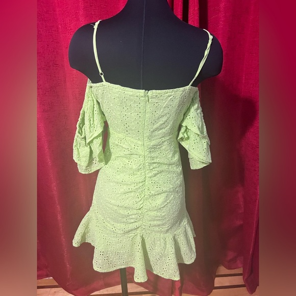 Lime green off the shoulders mini dress, size small - Picture 4 of 12